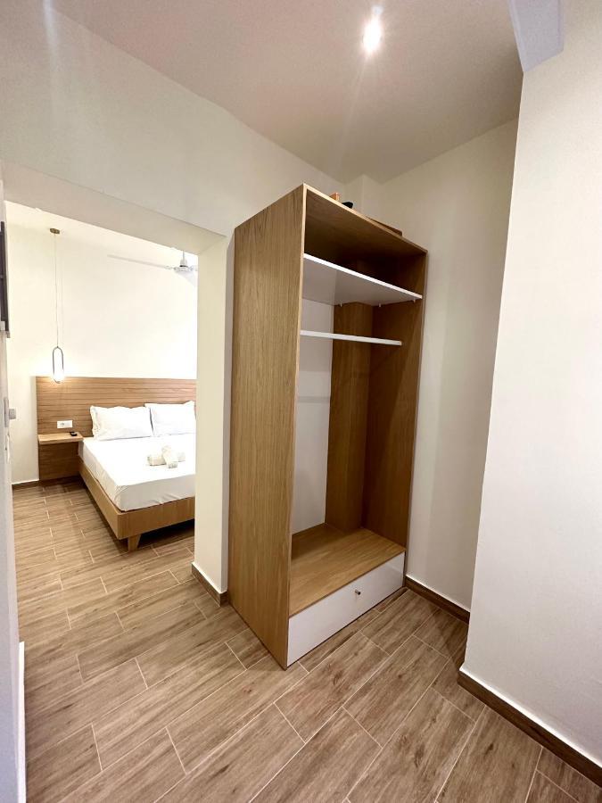 Lissos Rooms Sougia Bagian luar foto
