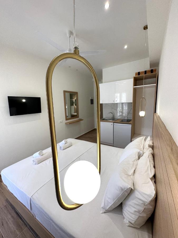 Lissos Rooms Sougia Bagian luar foto