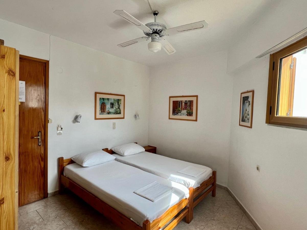 Lissos Rooms Sougia Bagian luar foto