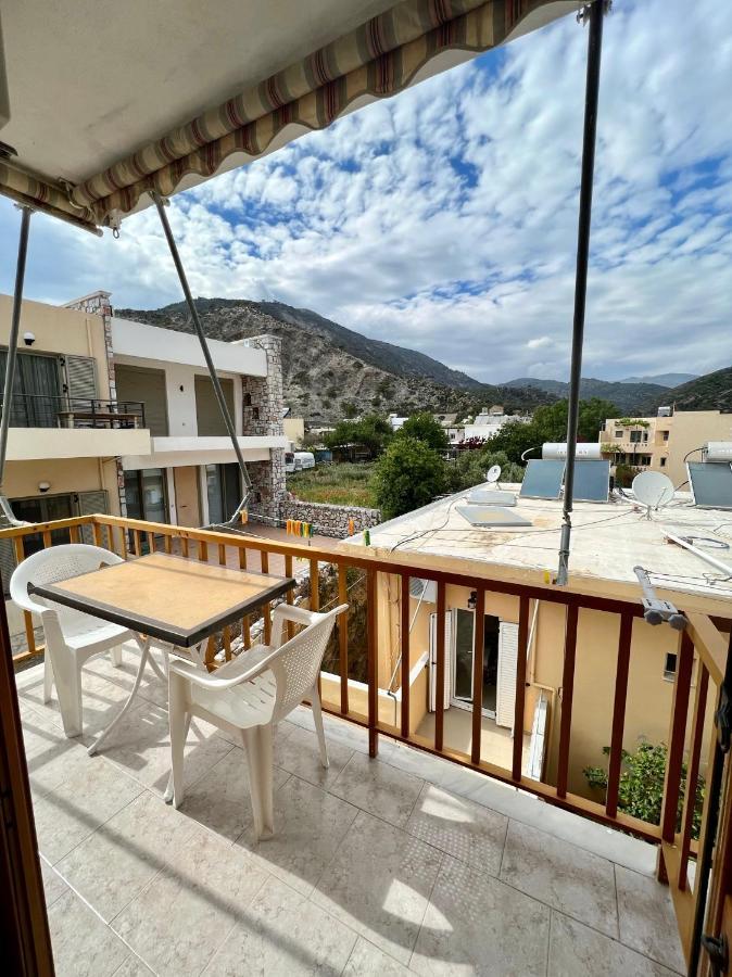 Lissos Rooms Sougia Bagian luar foto