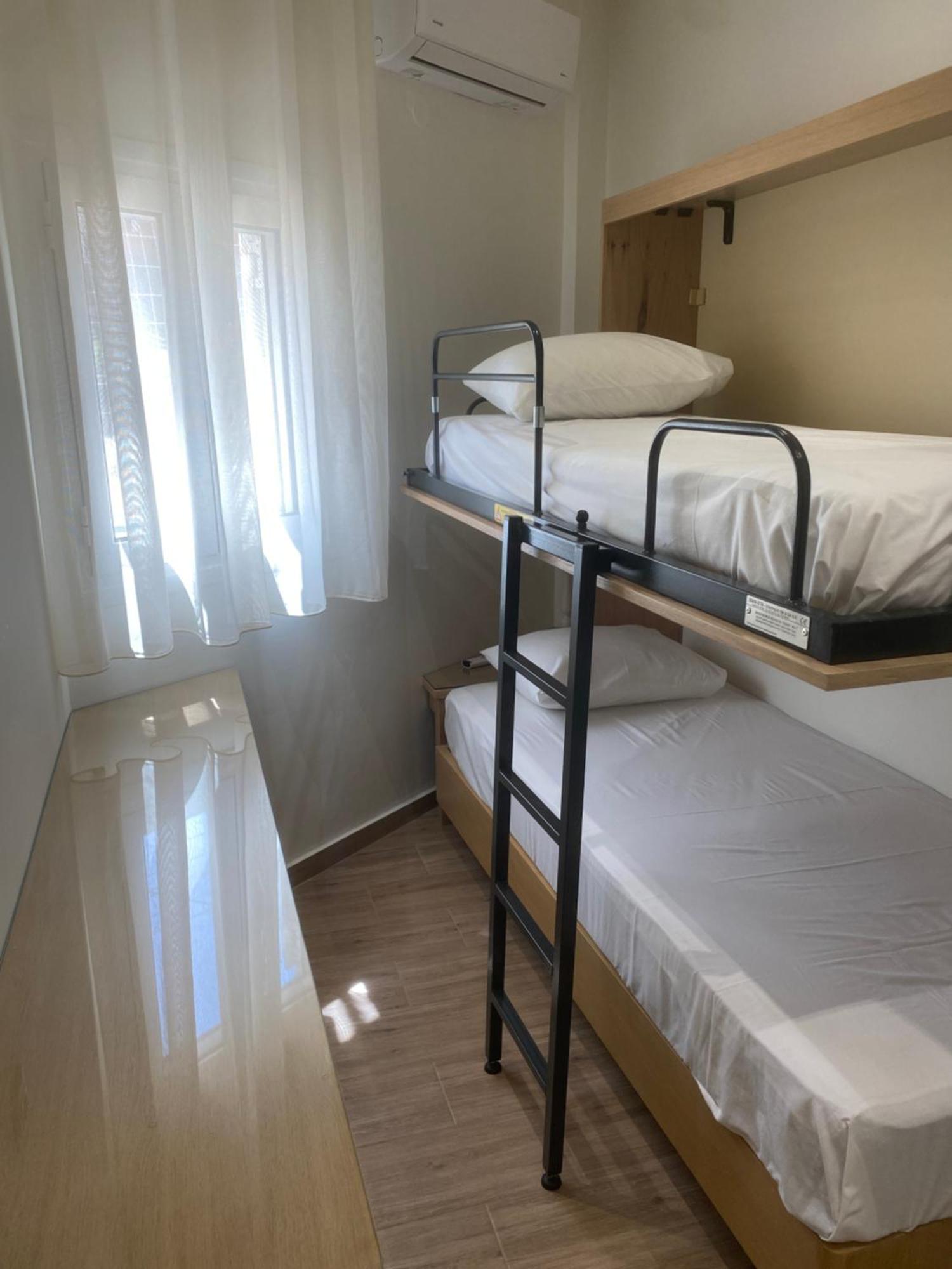 Lissos Rooms Sougia Bagian luar foto